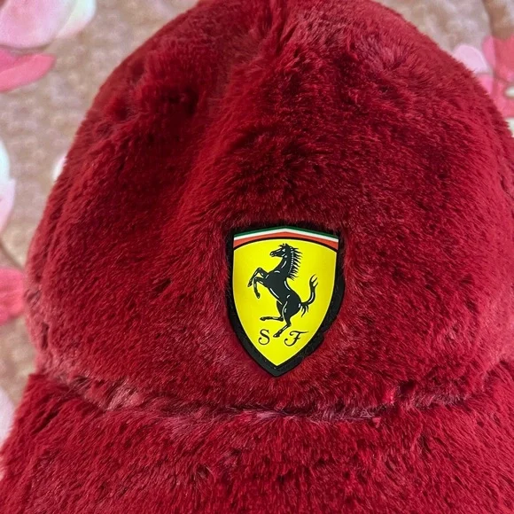 Ferrari Hat - Picture 7 of 8